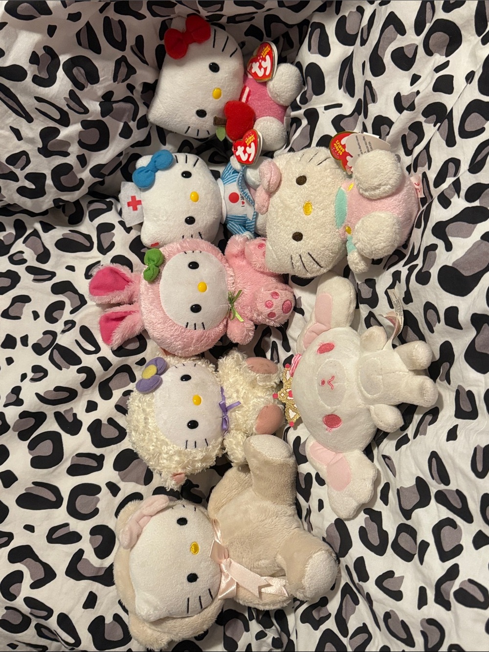 Vintage TY Hello Kitty Bundle